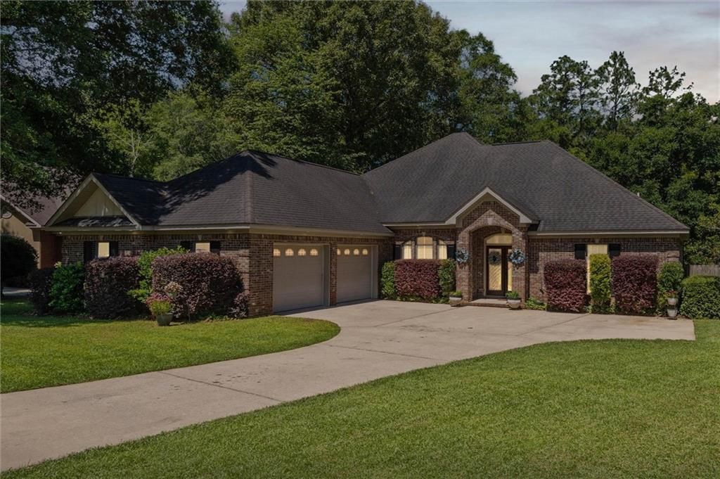 3360 Gatewood Drive W, Mobile, AL 36619