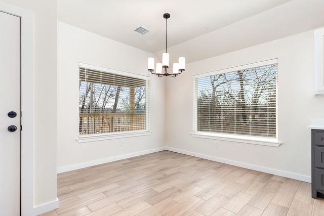 1312 Hummingbird Lane, Grove, OK 74344
