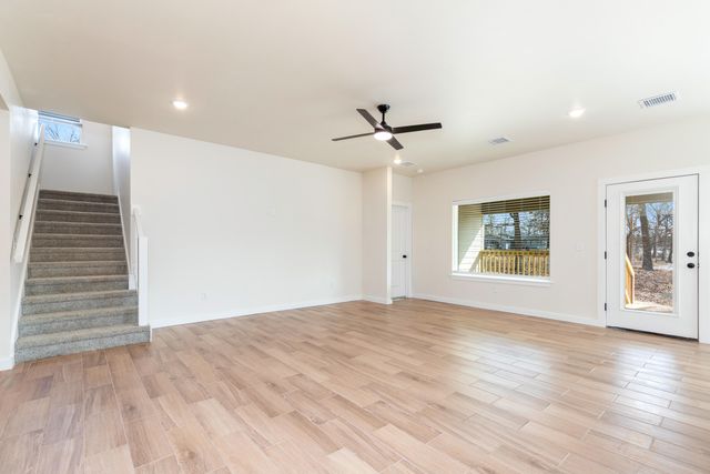 1312 Hummingbird Lane, Grove, OK 74344