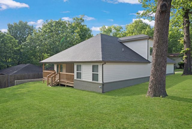 1312 Hummingbird Lane, Grove, OK 74344