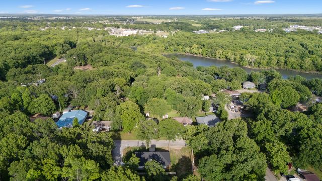 1312 Hummingbird Lane, Grove, OK 74344