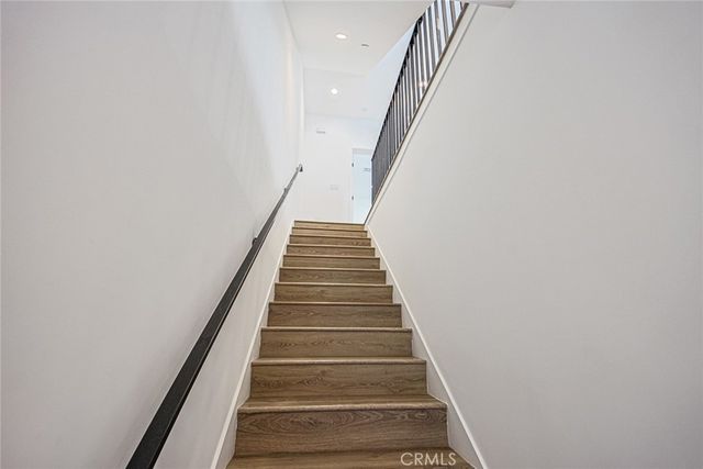 5235 Satsuma Avenue, North Hollywood, CA 91601