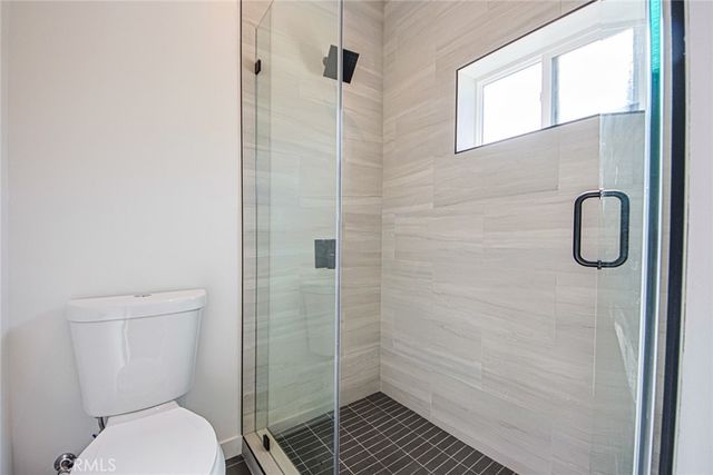 5235 Satsuma Avenue, North Hollywood, CA 91601