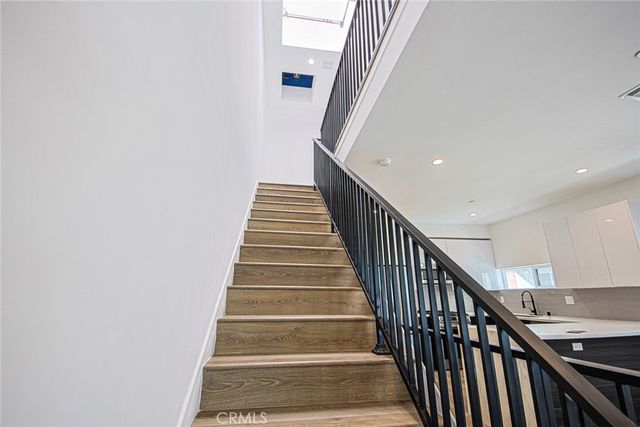 5235 Satsuma Avenue, North Hollywood, CA 91601