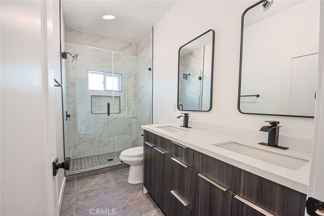 5235 Satsuma Avenue, North Hollywood, CA 91601