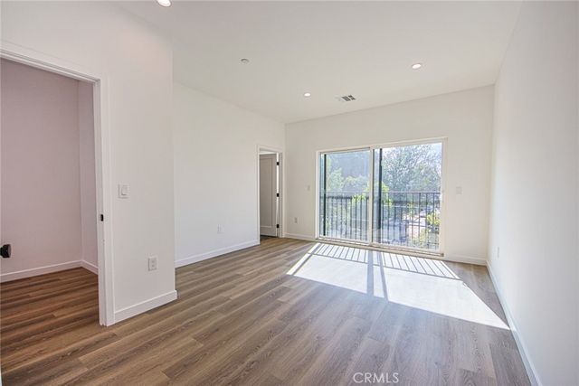5235 Satsuma Avenue, North Hollywood, CA 91601