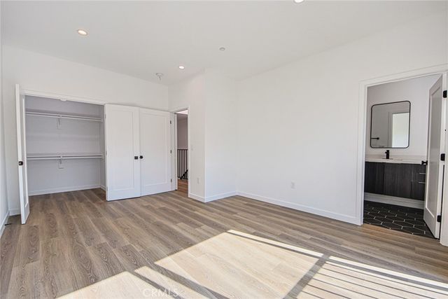 5235 Satsuma Avenue, North Hollywood, CA 91601