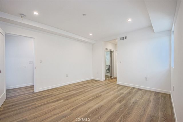 5235 Satsuma Avenue, North Hollywood, CA 91601