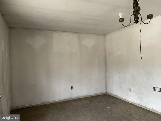 626 CLOVERFIELD LN, Harrington, DE 19952