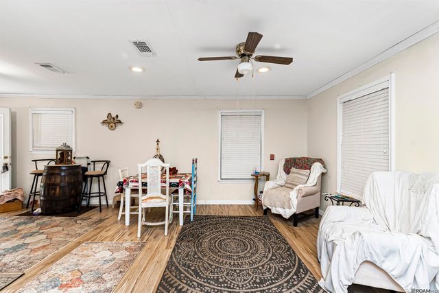 14254 Oakwood Ln, Denham Springs, LA 70726