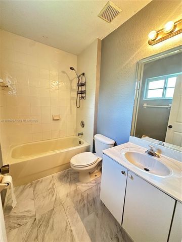 687 SW 10th Street, Florida City, FL 33034