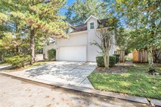 7 W Cottage Green Street, The Woodlands, TX 77382