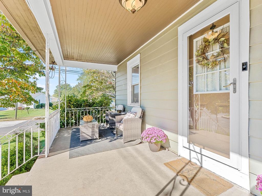 337 MELROSE AVE, MAPLE SHADE, NJ 08052 — photo 4