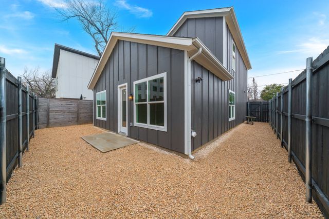 2818 Chicago Street, Dallas, TX 75212