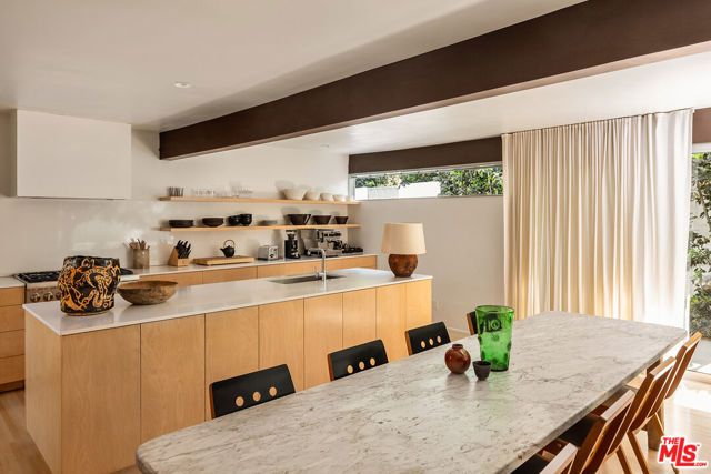 2866 Westbrook Avenue, Los Angeles, CA 90046
