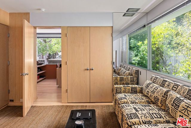 2866 Westbrook Avenue, Los Angeles, CA 90046