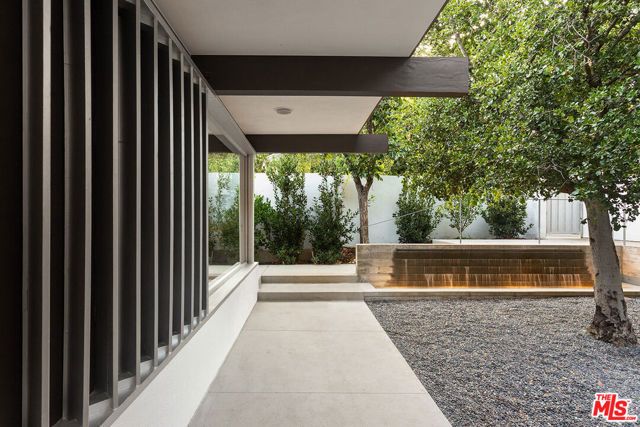 2866 Westbrook Avenue, Los Angeles, CA 90046