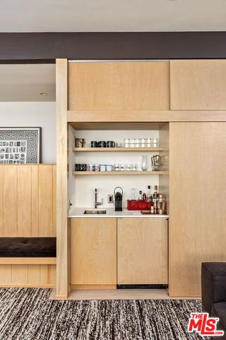 2866 Westbrook Avenue, Los Angeles, CA 90046