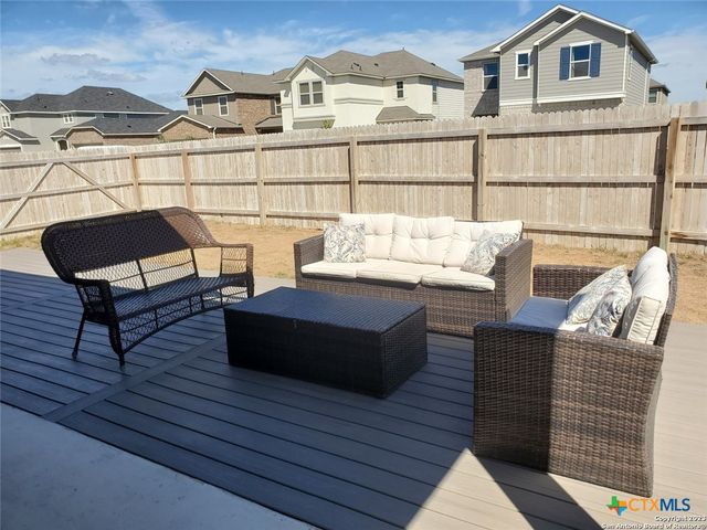 305 Dakota Creek, New Braunfels, TX 78130