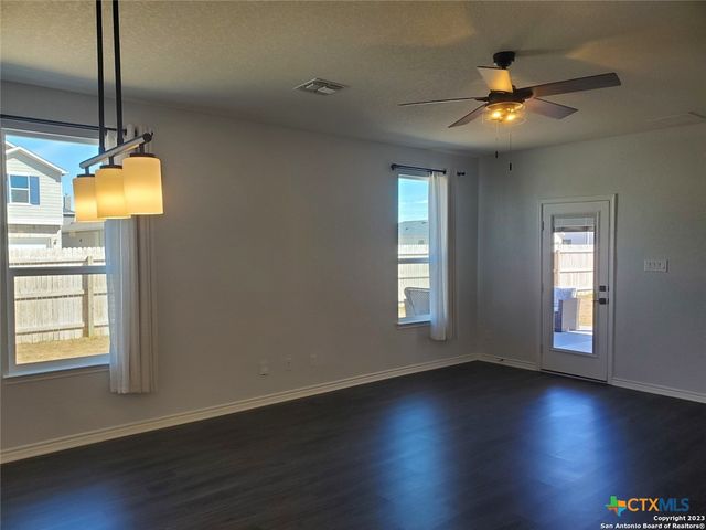 305 Dakota Creek, New Braunfels, TX 78130