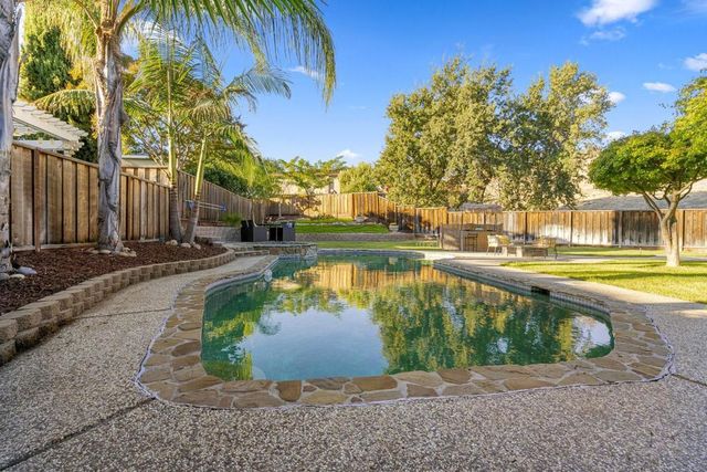 4945 Berkeland Court, San Jose, CA 95111