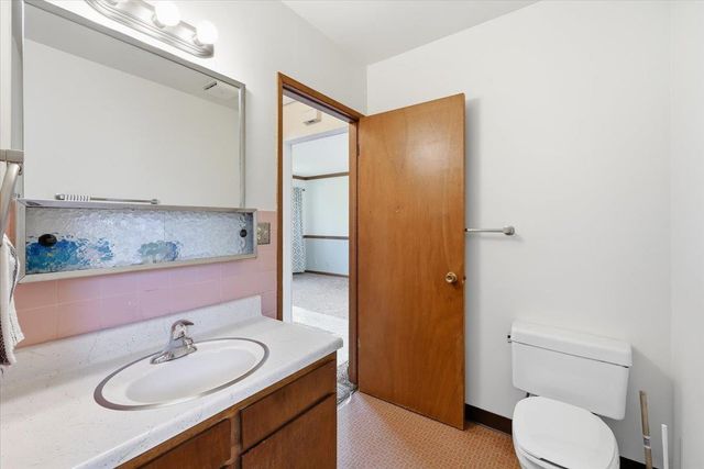 4917 N Maple St, Spokane, WA 99205