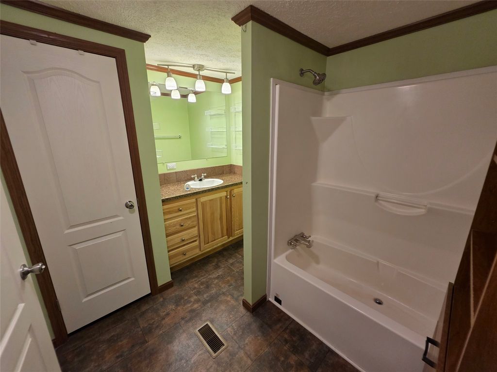 5701 Collins Drive, Helena, MT 59602 photo 21