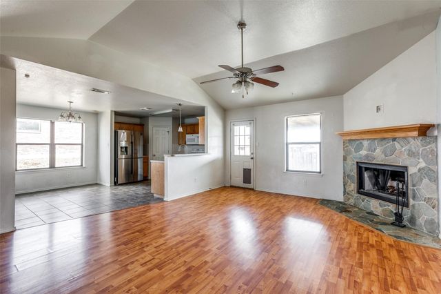 1307 Marlee CIR, Copperas Cove, TX 76522