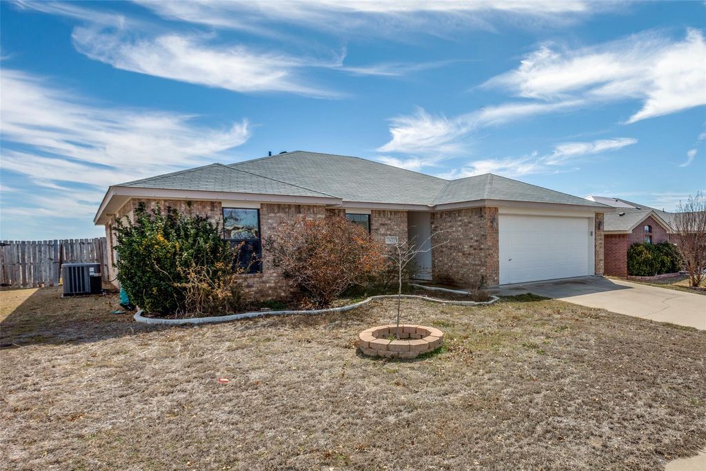 1307 Marlee CIR, Copperas Cove, TX 76522