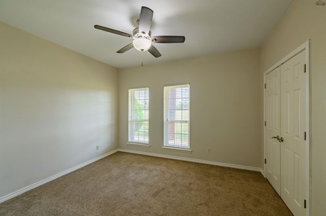 2944 HORSESHOE LAKE ROAD, Iowa Park, TX 76367