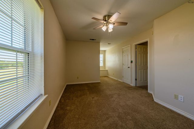 2944 HORSESHOE LAKE ROAD, Iowa Park, TX 76367