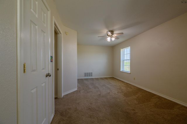 2944 HORSESHOE LAKE ROAD, Iowa Park, TX 76367