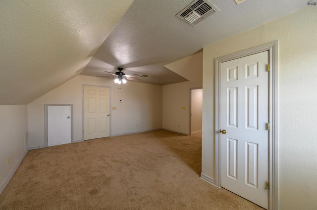 2944 HORSESHOE LAKE ROAD, Iowa Park, TX 76367