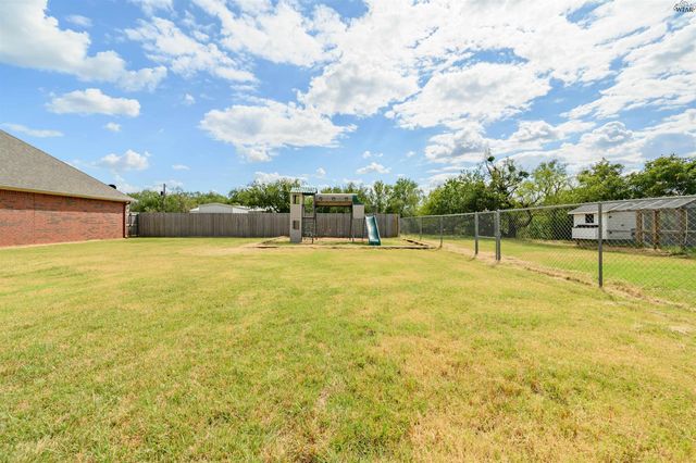 2944 HORSESHOE LAKE ROAD, Iowa Park, TX 76367