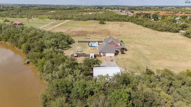 2944 HORSESHOE LAKE ROAD, Iowa Park, TX 76367