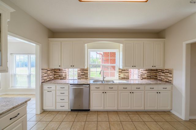 2944 HORSESHOE LAKE ROAD, Iowa Park, TX 76367