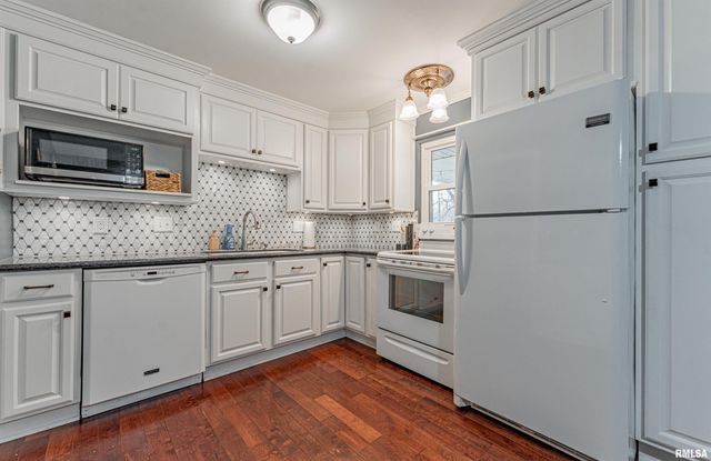 4615 N LYNDALE Terrace, Peoria, IL 61614