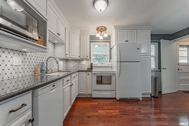 4615 N LYNDALE Terrace, Peoria, IL 61614