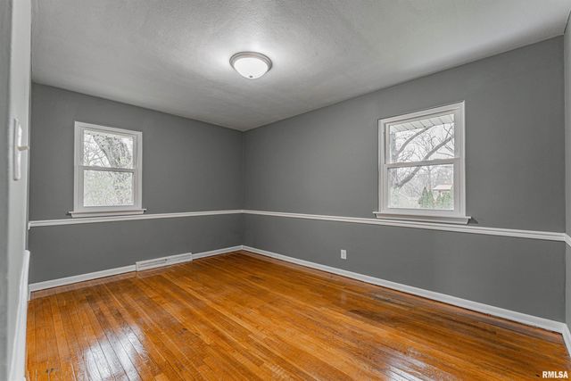 4615 N LYNDALE Terrace, Peoria, IL 61614