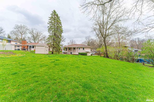 4615 N LYNDALE Terrace, Peoria, IL 61614