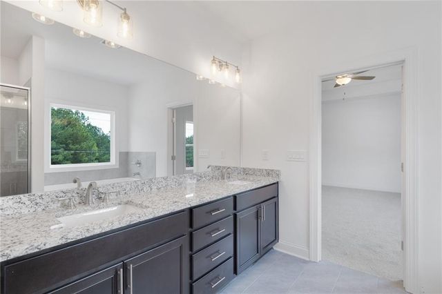 962 Homepark Circle, Buford, GA 30518