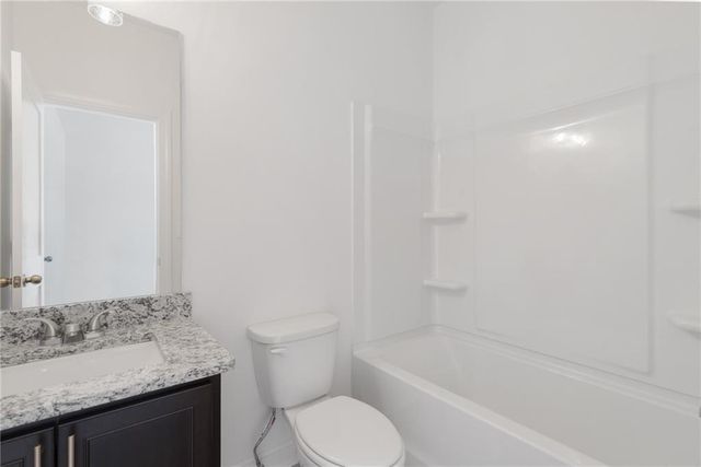 962 Homepark Circle, Buford, GA 30518