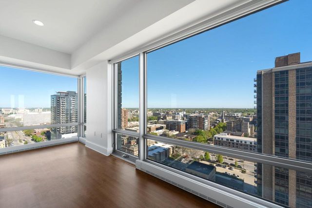 923 E Kilbourn AVENUE #1903, Milwaukee, WI 53202