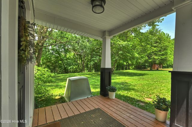 93 Collins Nursery Lane, Blairsville, GA 30512