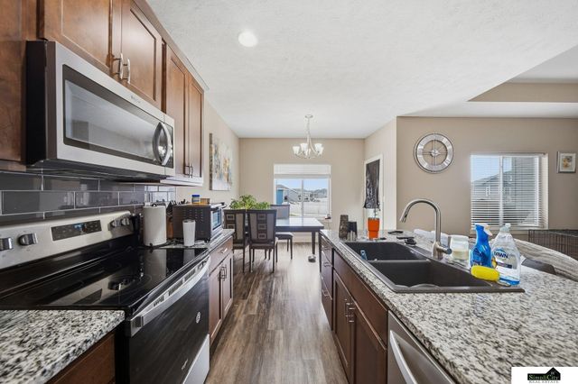 4925 Alvo Road, Lincoln, NE 68514