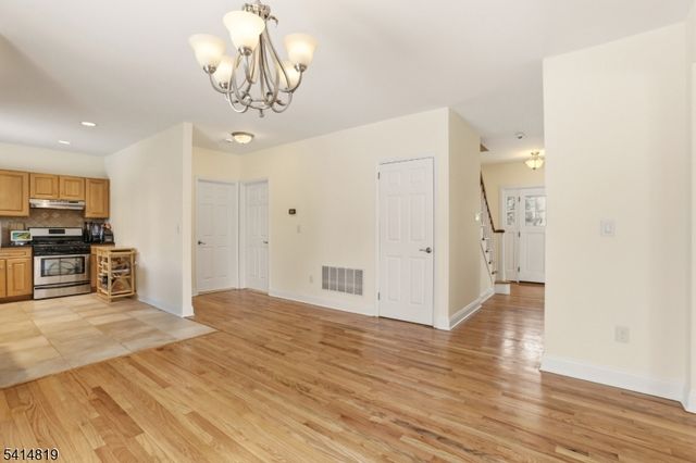 269 Remsen Ave, Woodbridge Twp., NJ 07001