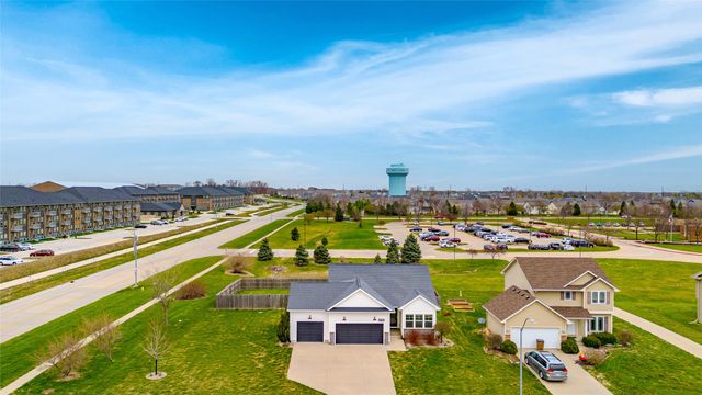 9775 Wilson Street, West Des Moines, IA 50266