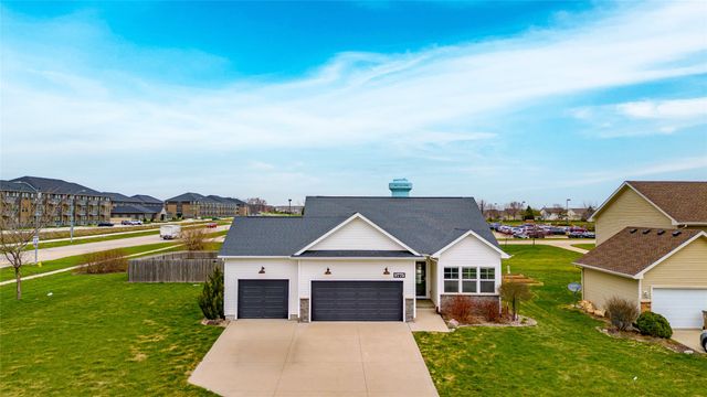 9775 Wilson Street, West Des Moines, IA 50266