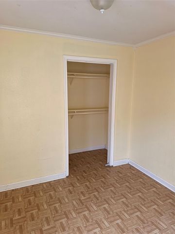 7047 Bissonnet Street 32, Houston, TX 77074