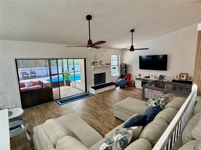 15306 WINTERWIND DRIVE, Tampa, FL 33624